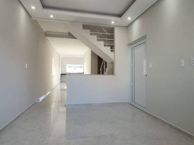 Sobrado para Venda em Cruzeiro - 2