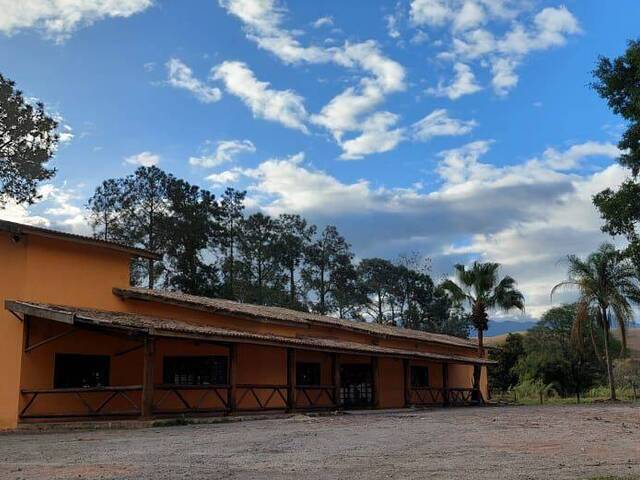 #AR0004 - Área para Venda em Cruzeiro - SP