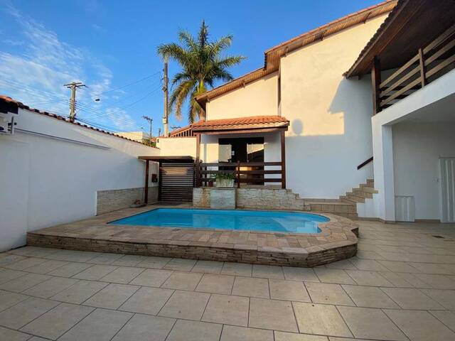 Sobrado para Venda em Cruzeiro - 2