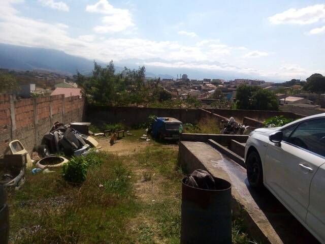 #PT0025 - Ponto Comercial para Venda em Cruzeiro - SP