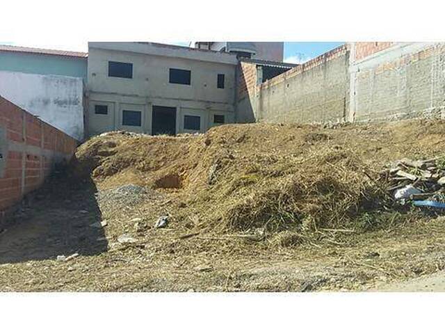 Venda em Jardim Mavisou - Lavrinhas