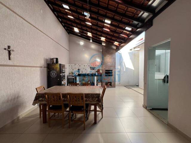 Venda em Jardim Residencial dos Metalúrgicos - Cruzeiro