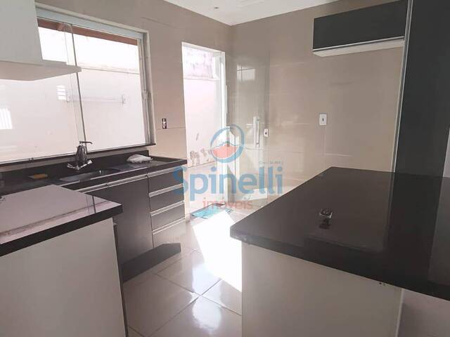 Casa para Venda em Lavrinhas - 3