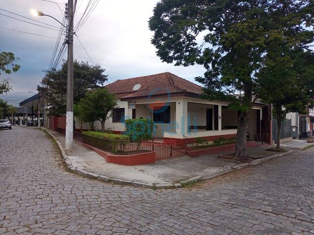 Venda em Vila Canevari - Cruzeiro