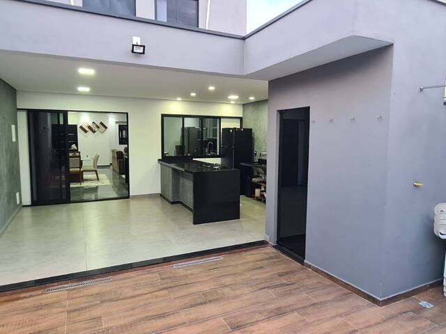 #SO0310 - Sobrado para Venda em Cruzeiro - SP