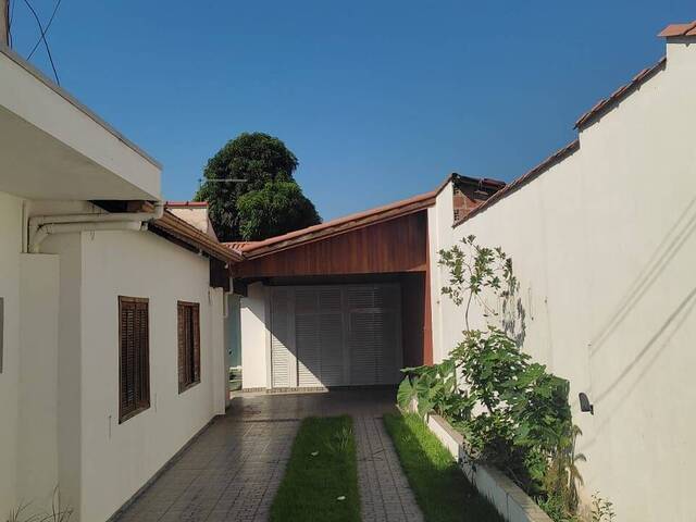 Casa para Venda em Lorena - 2