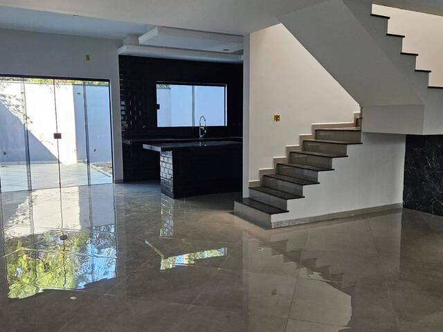 #SO0306 - Sobrado para Venda em Cruzeiro - SP