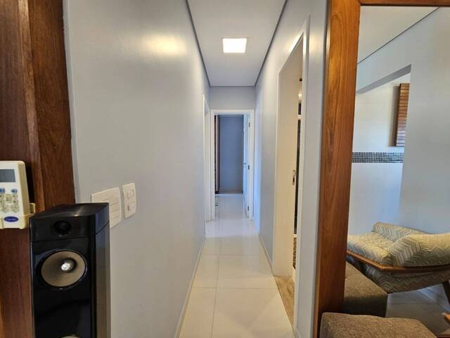 Apartamento para Venda em Caraguatatuba - 5