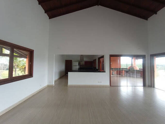 #CA0792 - Casa para Venda em Paraibuna - SP