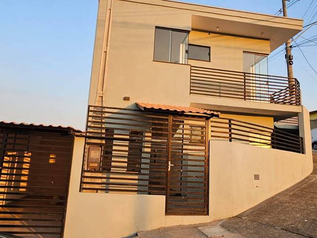 Sobrado para Venda em Cruzeiro - 3