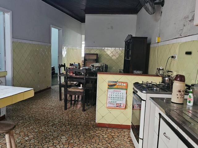 Casa para Venda em Caraguatatuba - 4