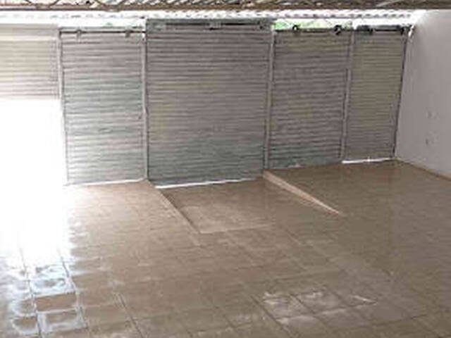 #PT0037 - Ponto Comercial para Locação em Cruzeiro - SP