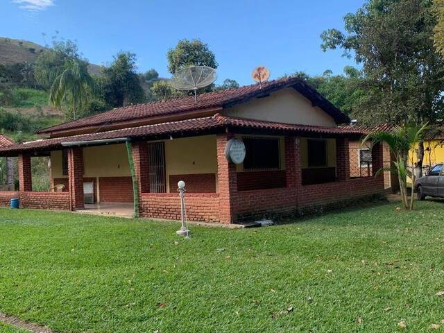 #CH0038 - Chácara para Venda em Cruzeiro - SP