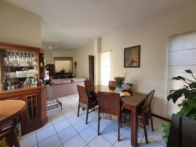 Casa para Venda em Cruzeiro - 4