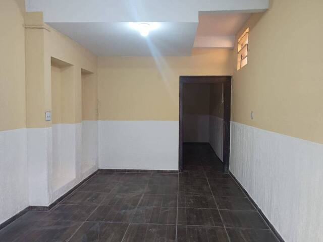 #PT0001 - Ponto Comercial para Locação em Cruzeiro - SP