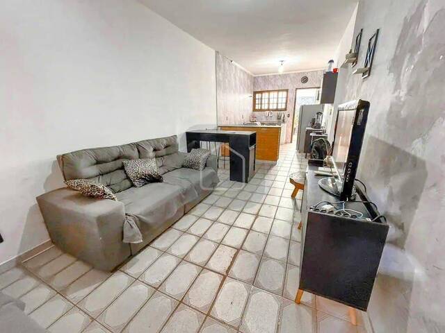 Casa para Venda em Caraguatatuba - 4