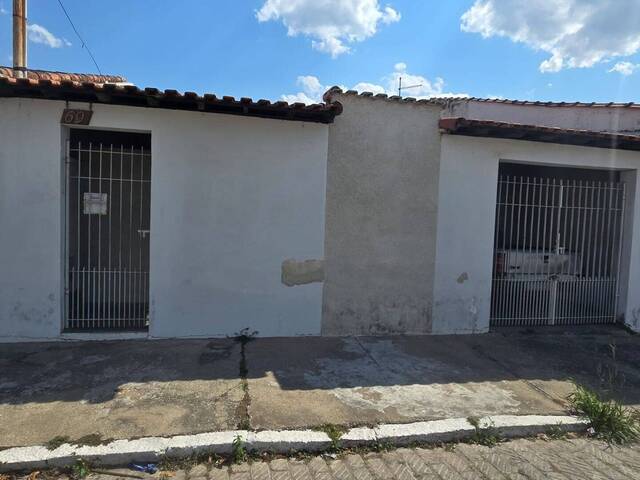 Casa para Venda em Cruzeiro - 2