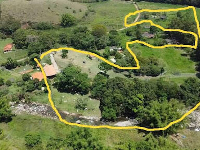 #CH0039 - Chácara para Venda em Cruzeiro - SP