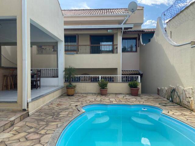 Sobrado para Venda em Cruzeiro - 2